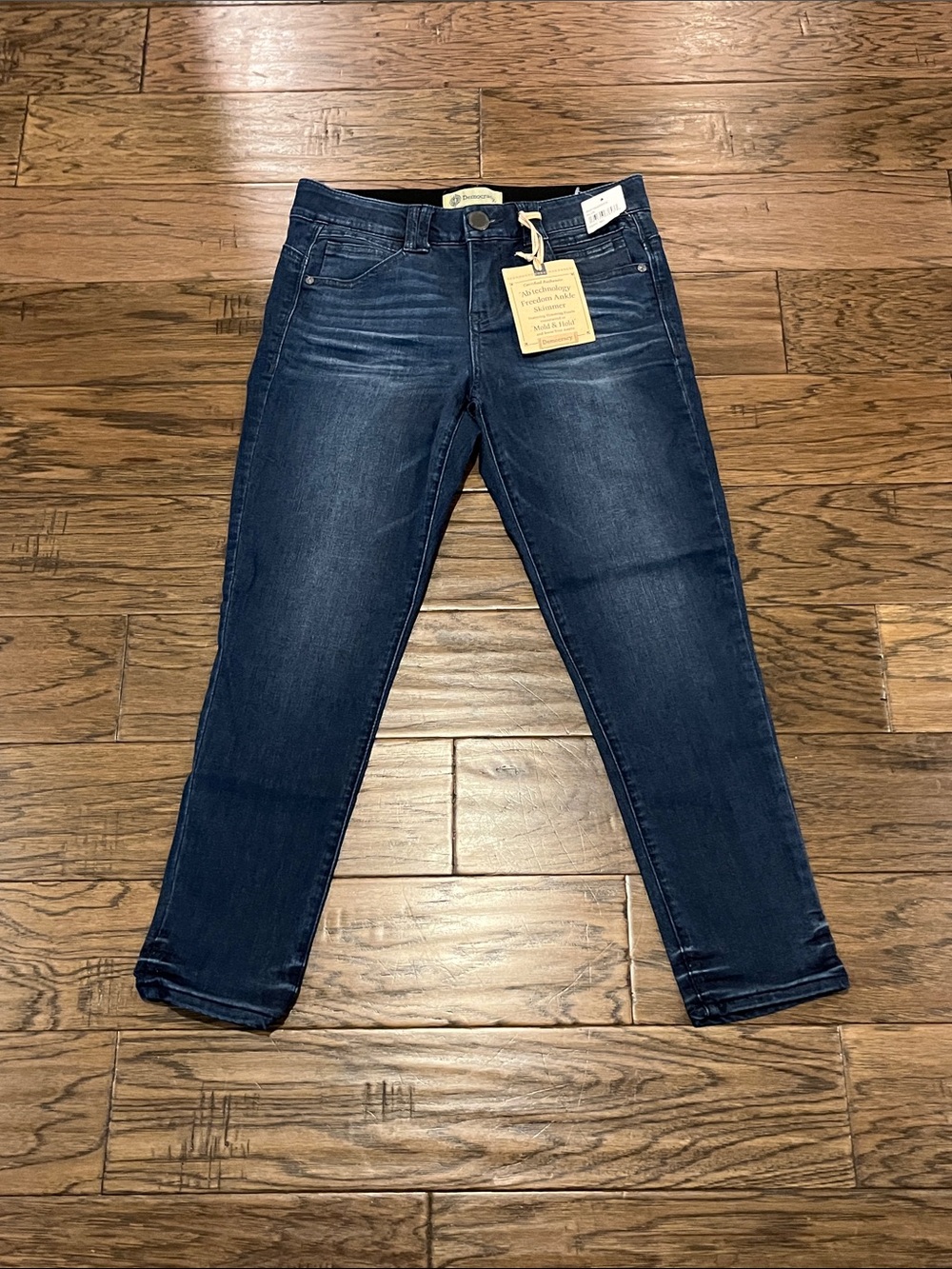 Democracy Freedom Ankle Skimmer NWT  Size 4P